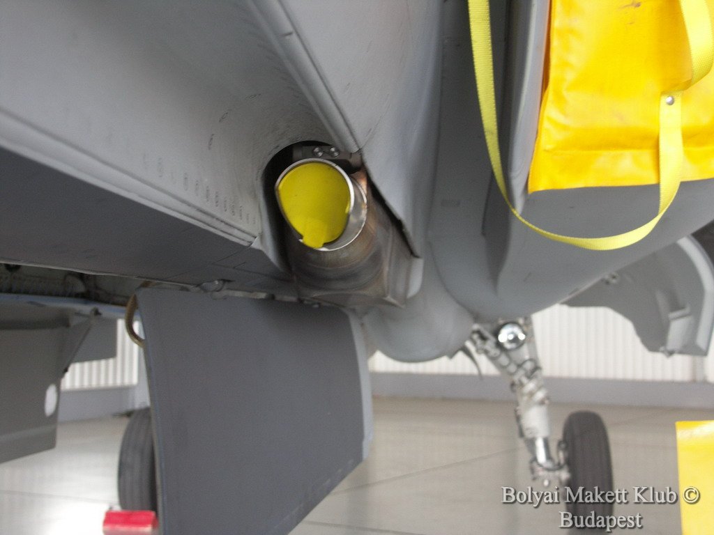 gripen_105.jpg