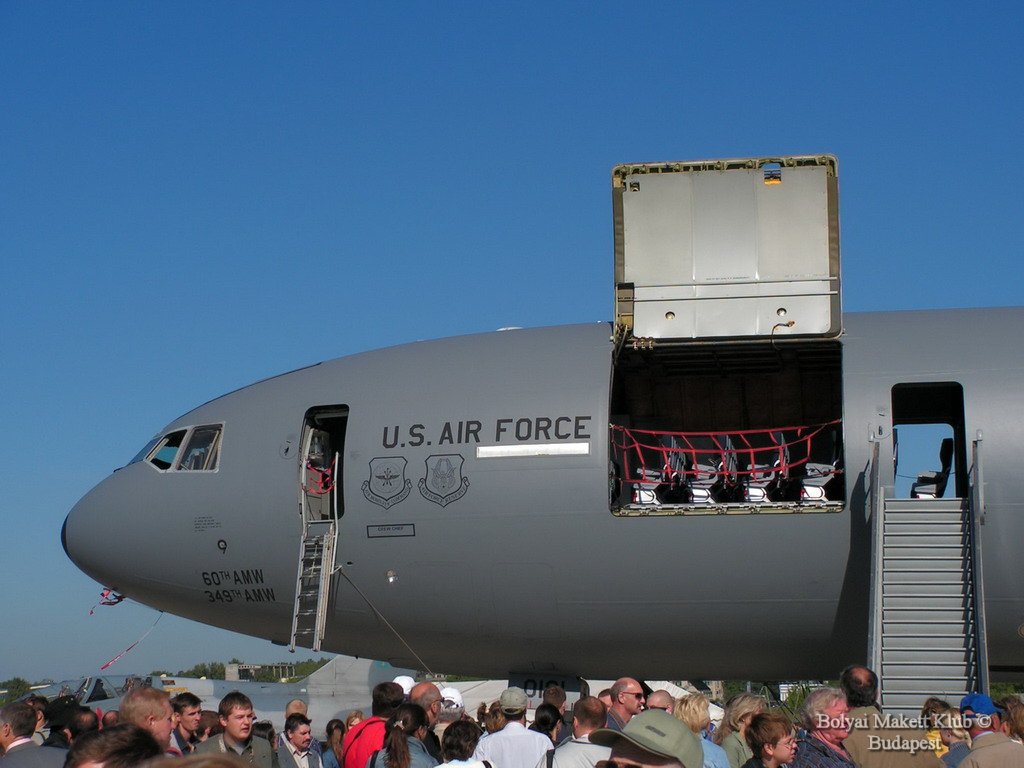maks05_004.jpg